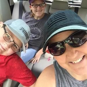 Meet your Posher, Danielle